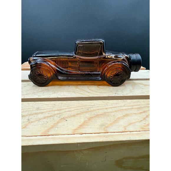 Vintage Brown Avon Sterling Six Car Leather After Shave Bottle – 7 oz - Picture 1 of 7